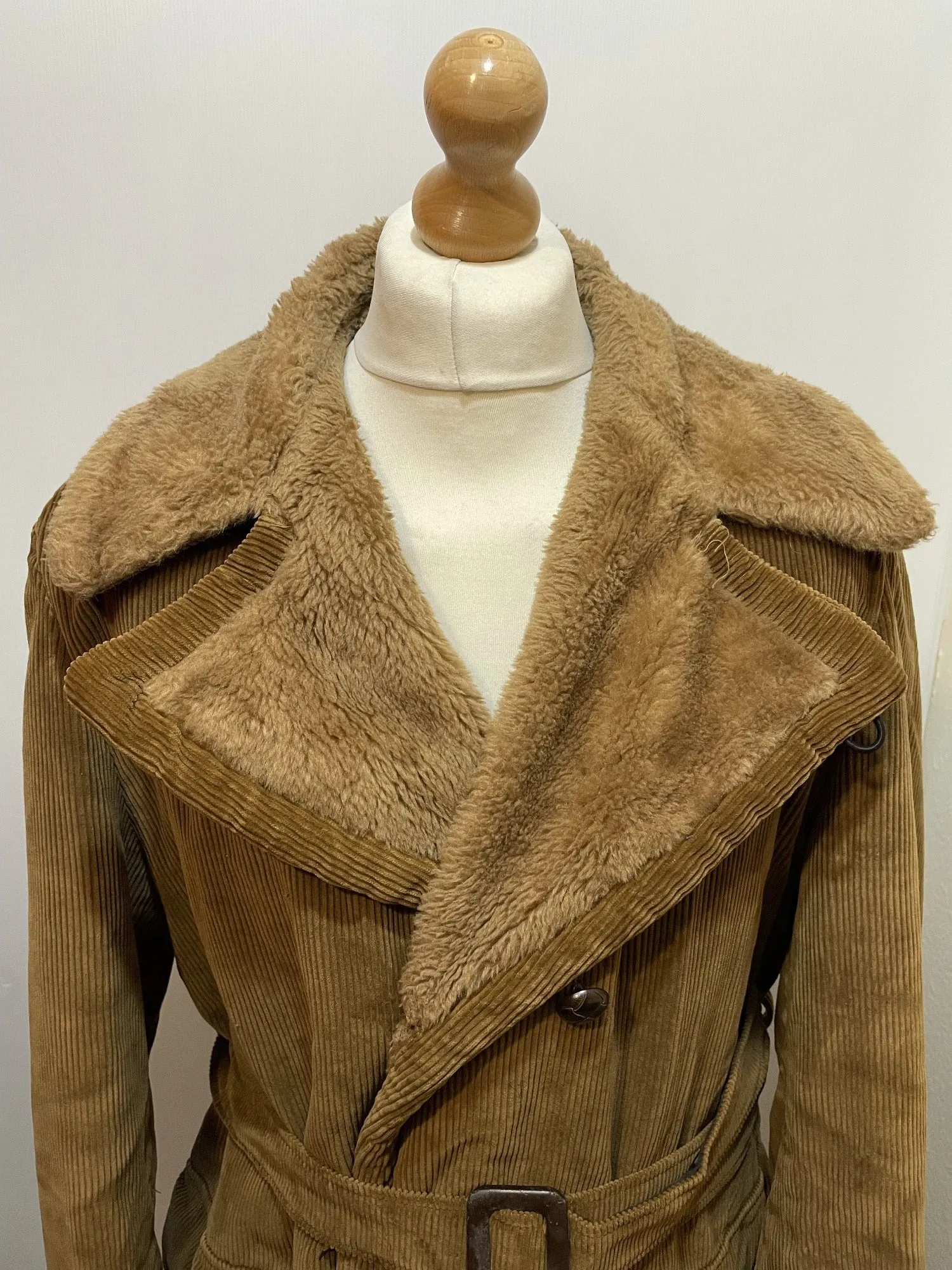 1970s Canadian Sherpa Lined Double Breasted Brown Corduroy Driving Coat - Size XL