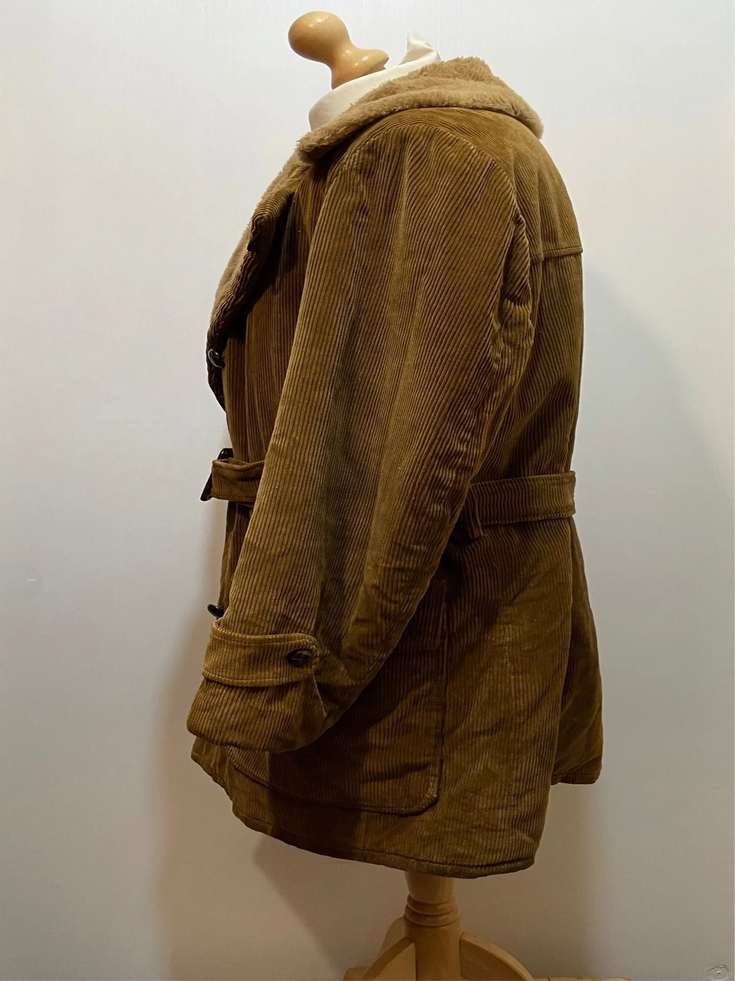 1970s Canadian Sherpa Lined Double Breasted Brown Corduroy Driving Coat - Size XL