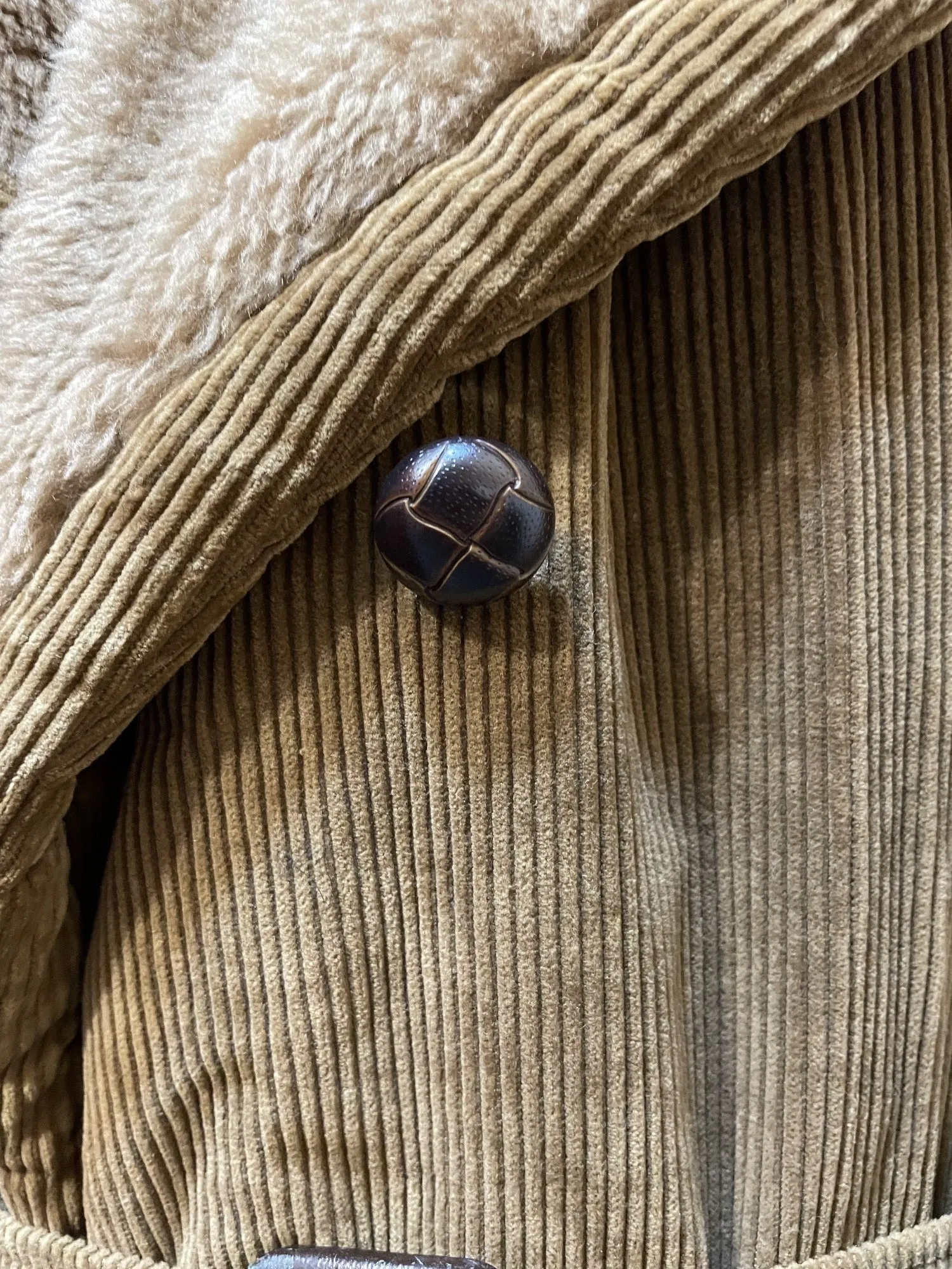1970s Canadian Sherpa Lined Double Breasted Brown Corduroy Driving Coat - Size XL