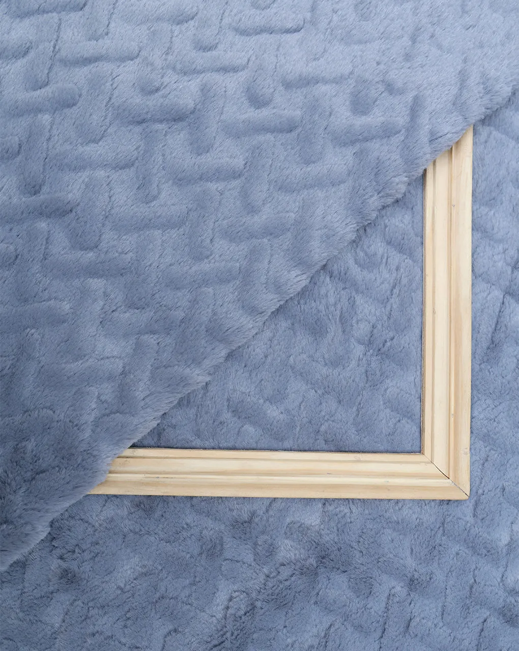 GREY ARTIFICIAL FUR FABRIC