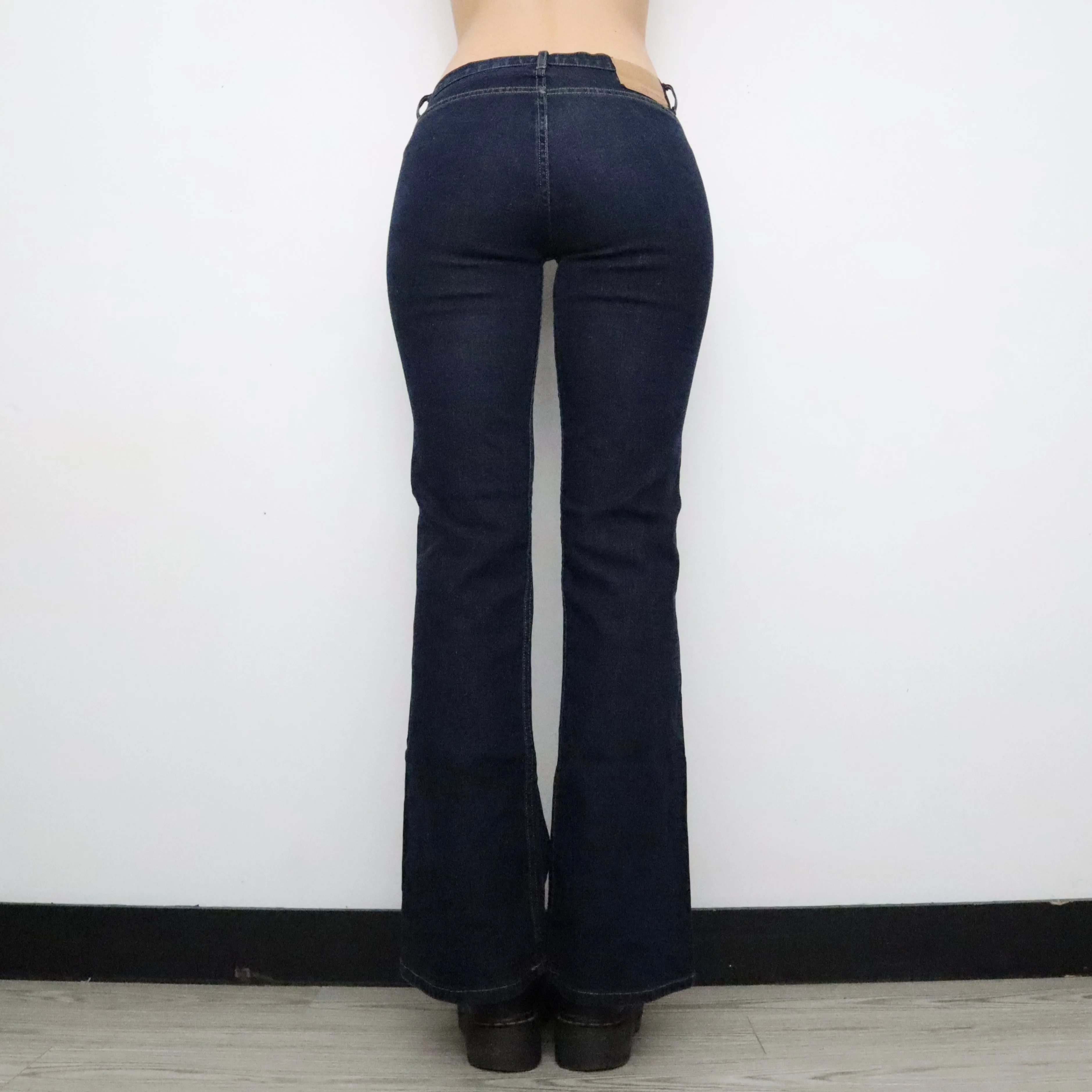 Guess Flare Jeans (S-M)