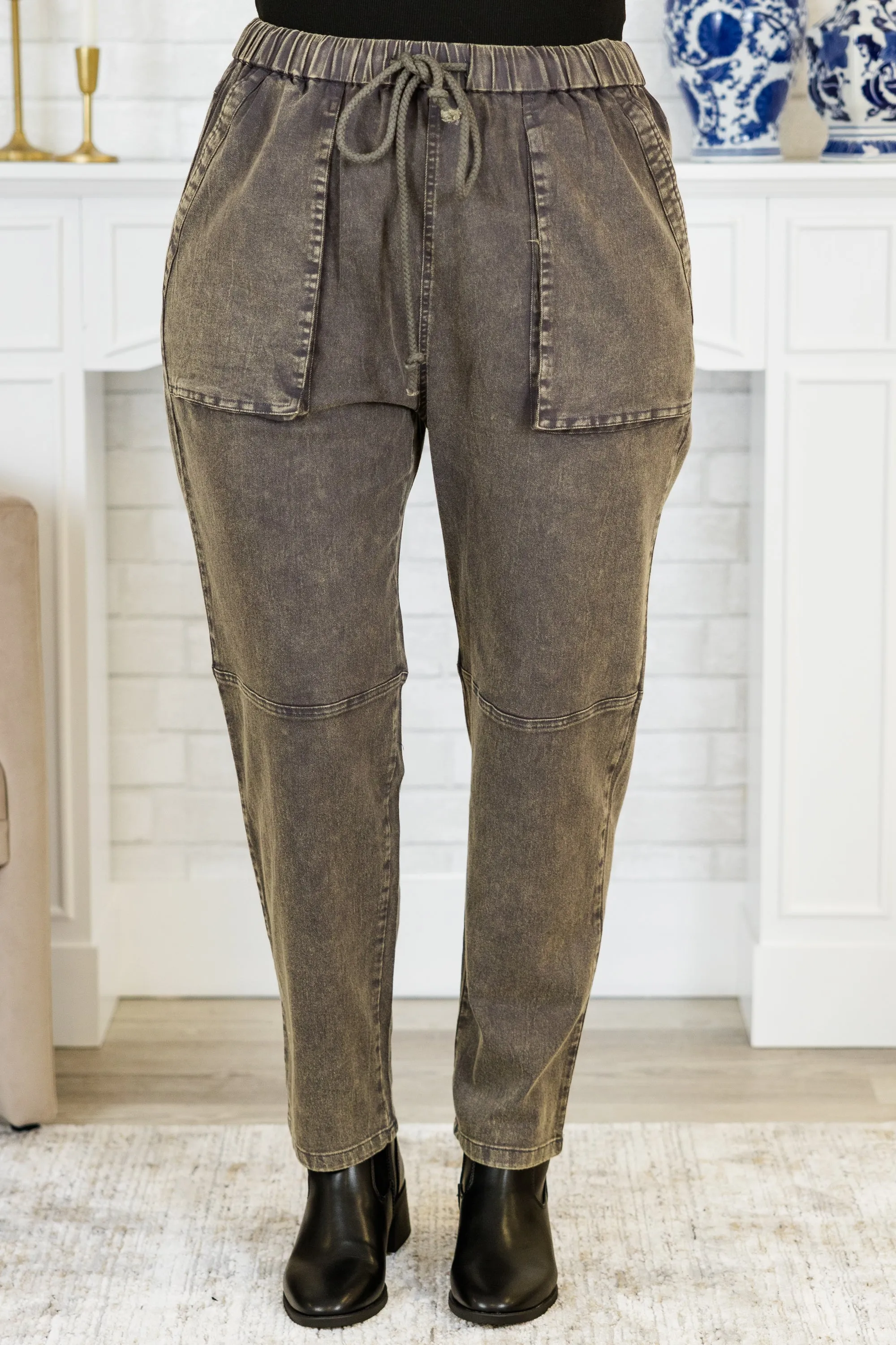 Moving To You Joggers, Black