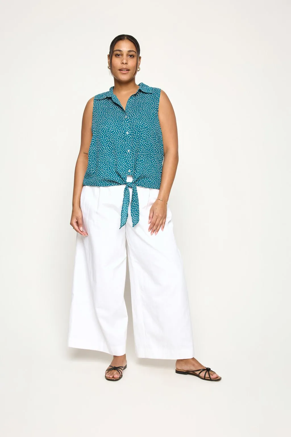 Nyla Plus Size Sleeveless Tie Front Collar Top