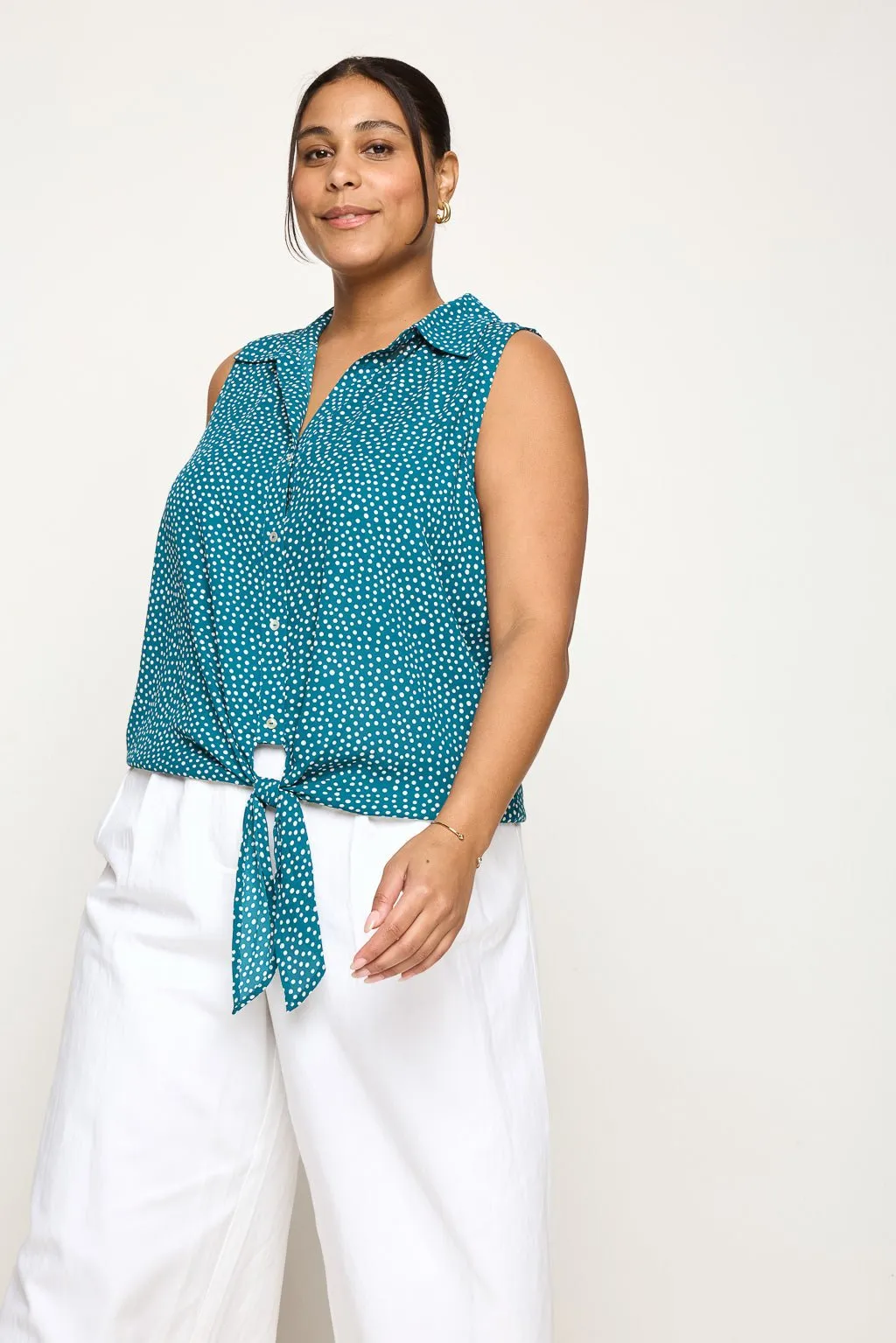 Nyla Plus Size Sleeveless Tie Front Collar Top