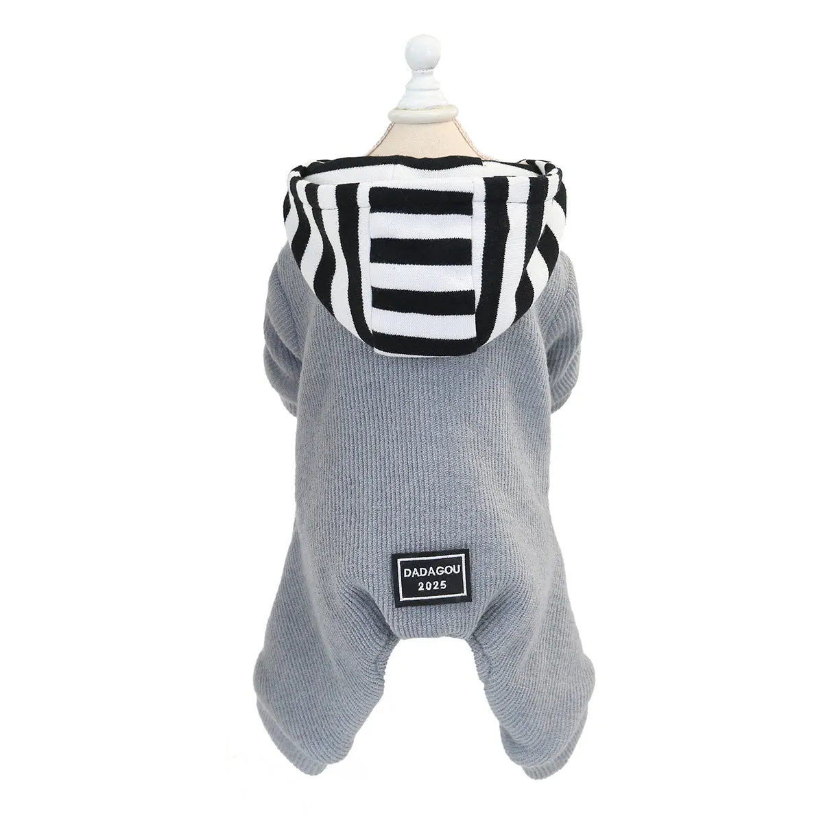 Pet clothing with hood and cashmere to keep warm in autumn and winter