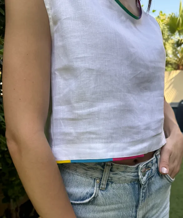 PIPED TANK- White