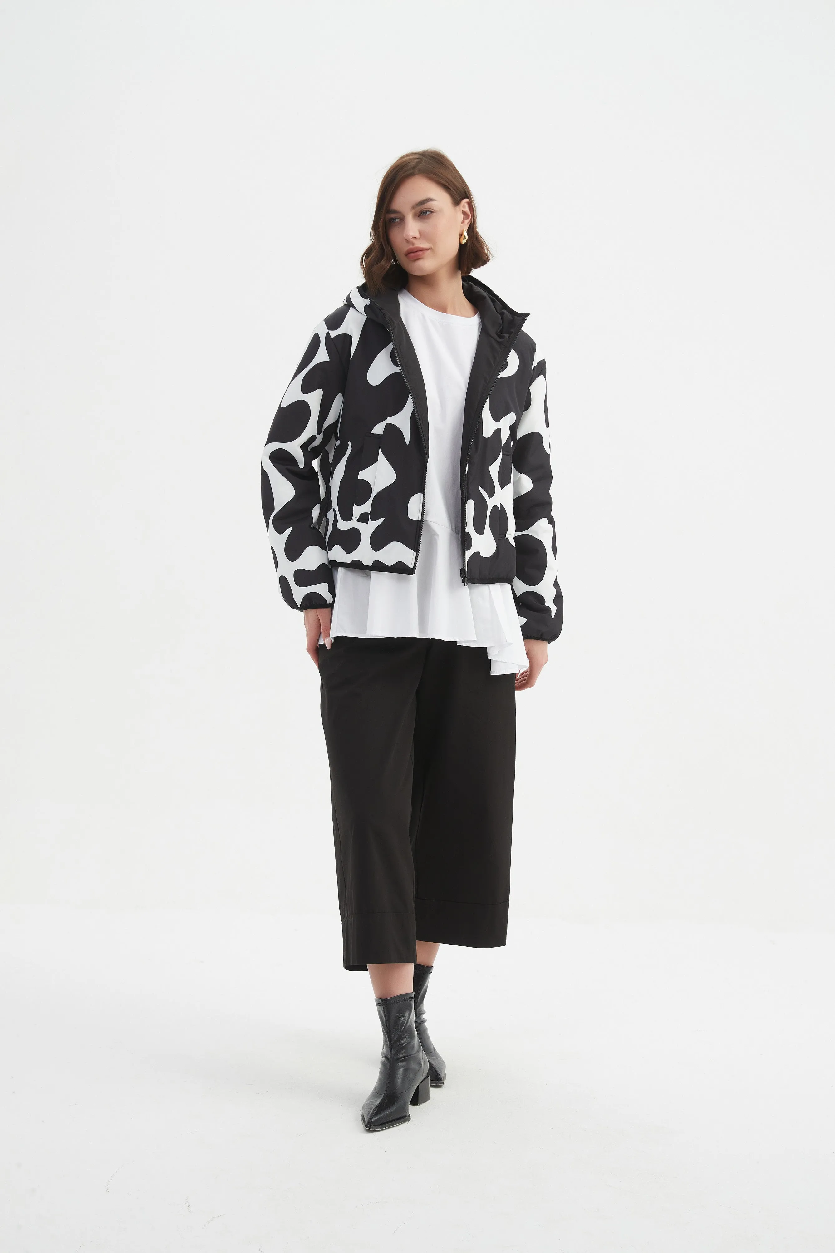 REVERSIBLE PRINT PUFFER JACKET