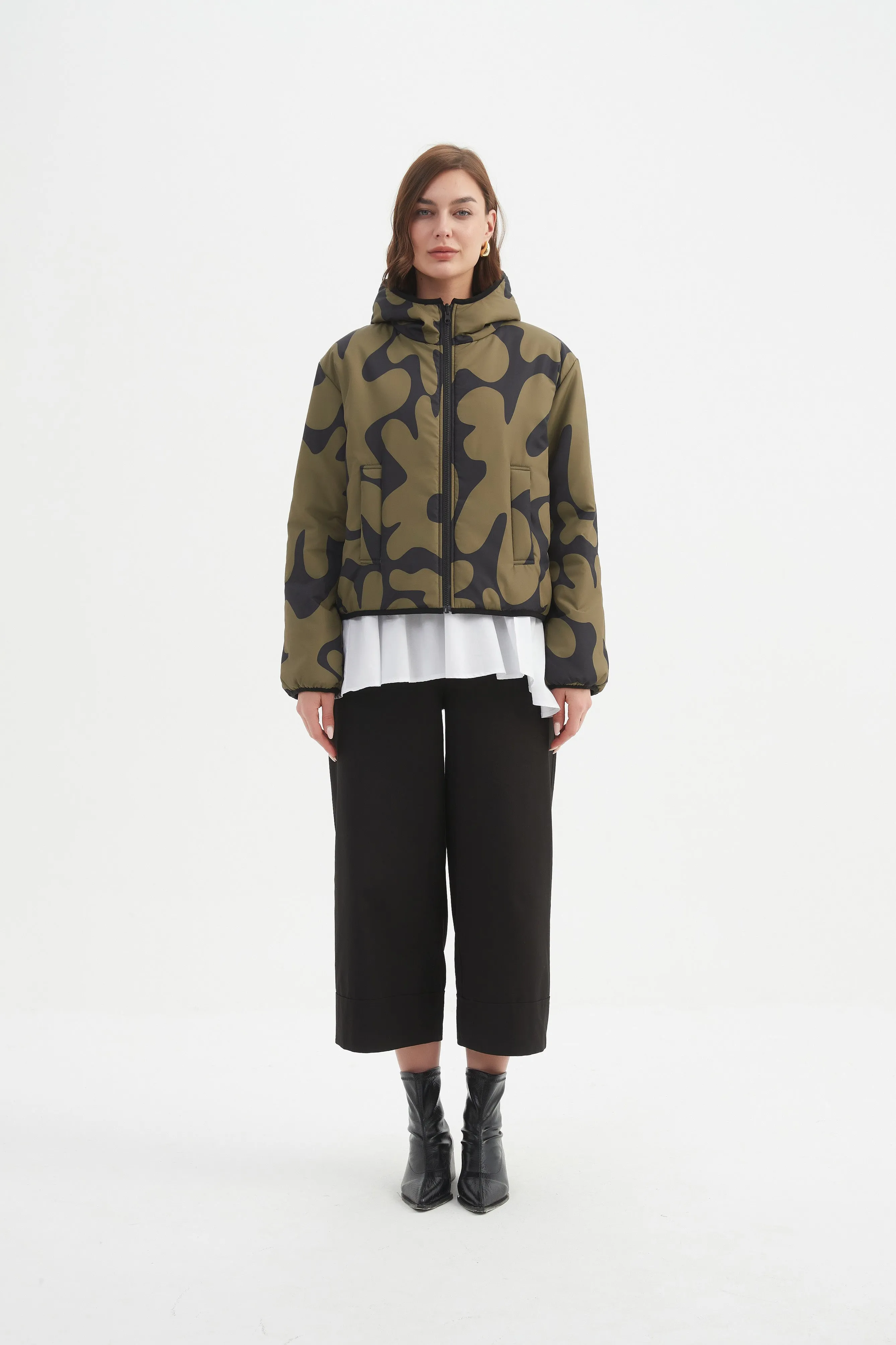 REVERSIBLE PRINT PUFFER JACKET