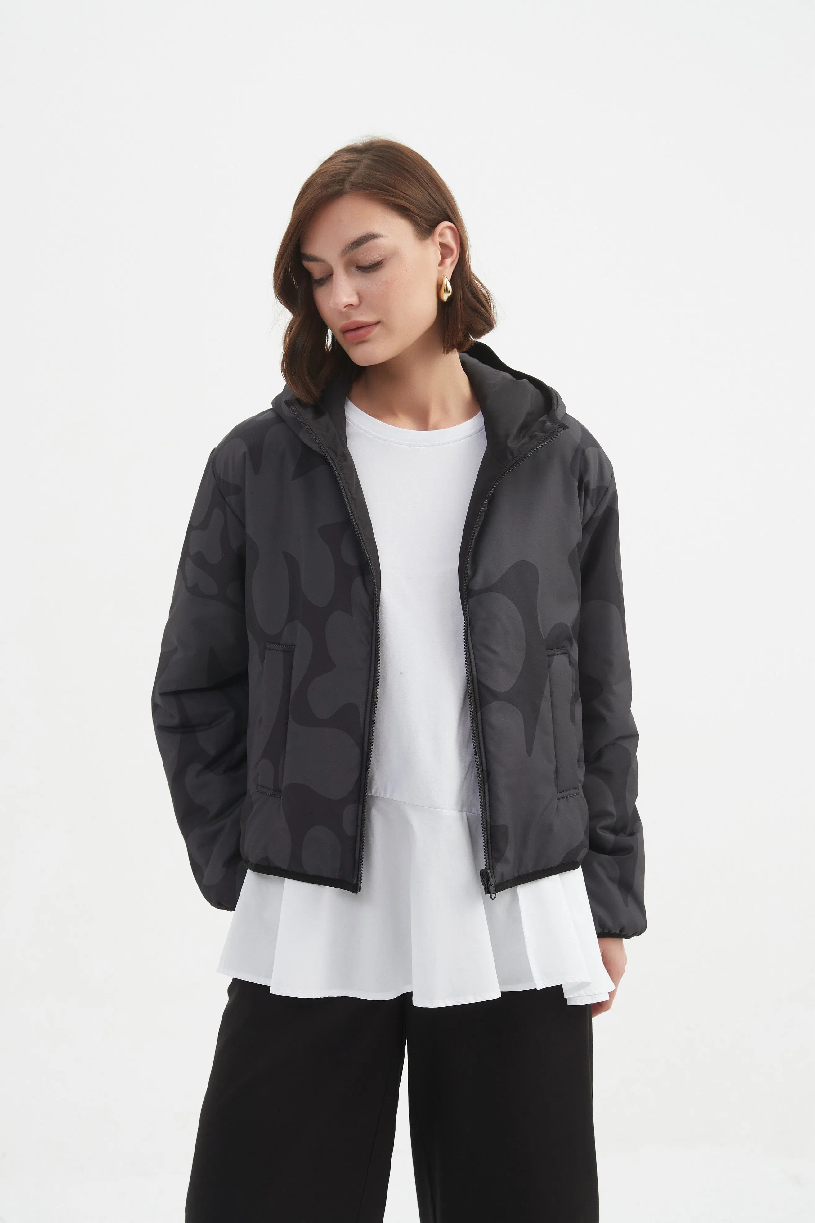 REVERSIBLE PRINT PUFFER JACKET